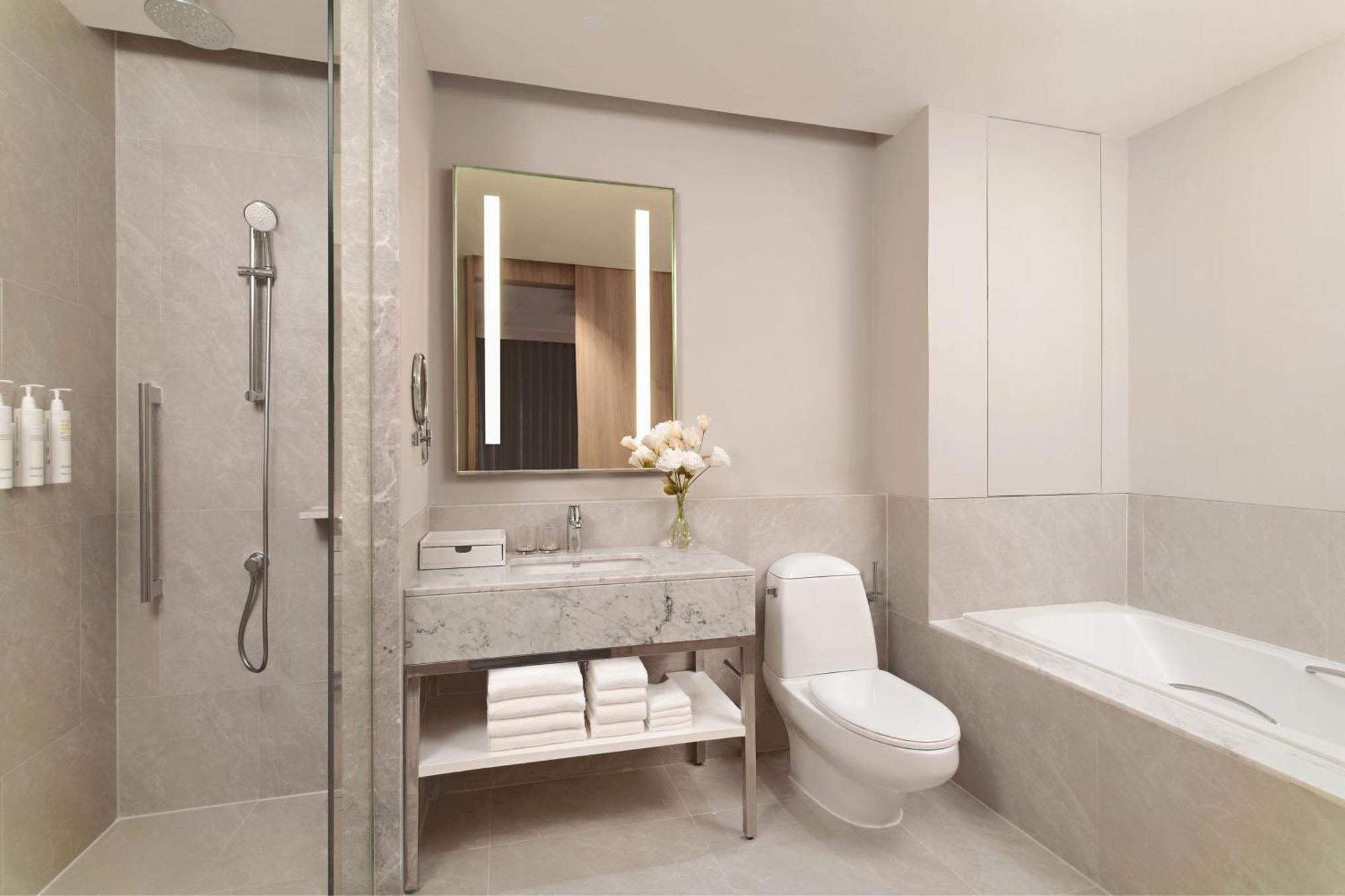Marriott Executive Apartments Bangkok, Sukhumvit 101 Екстериор снимка