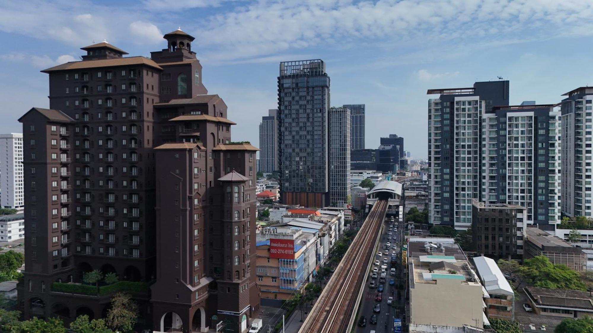 Marriott Executive Apartments Bangkok, Sukhumvit 101 Екстериор снимка